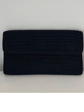 THE SAK knit hand crocheted wallet w/adjustable snap closure zipper pocket black